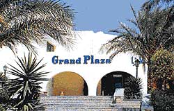    , ,  , ,  Grand Plaza