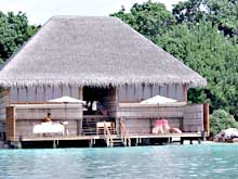  .  -: .  Veligandu Island Resort